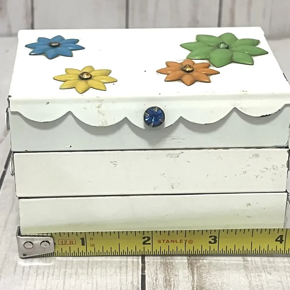 Mod 1960s Vintage Japan Metal Daisy Accordion Jewelry Box Whimsy